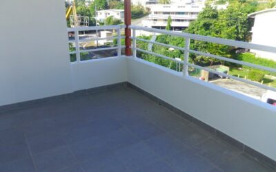 APPARTEMENT F2-HAUT MAGENTA
